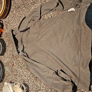 Nike pull over. Women's size M. Gray and black